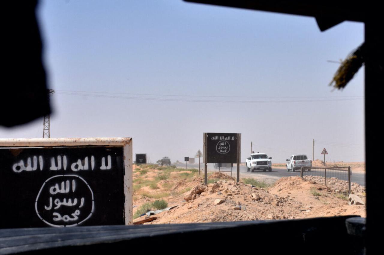 Syrian army deploys to Shaddadi after YPG terrorists release Daesh prisoners 