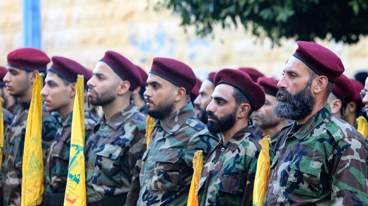 Hezbollah members take part in the funeral procession of the movement's commanders who were killed in an Israeli strike on Beirut's southern suburbs, Sept. 25, 2024. (AFP Photo)