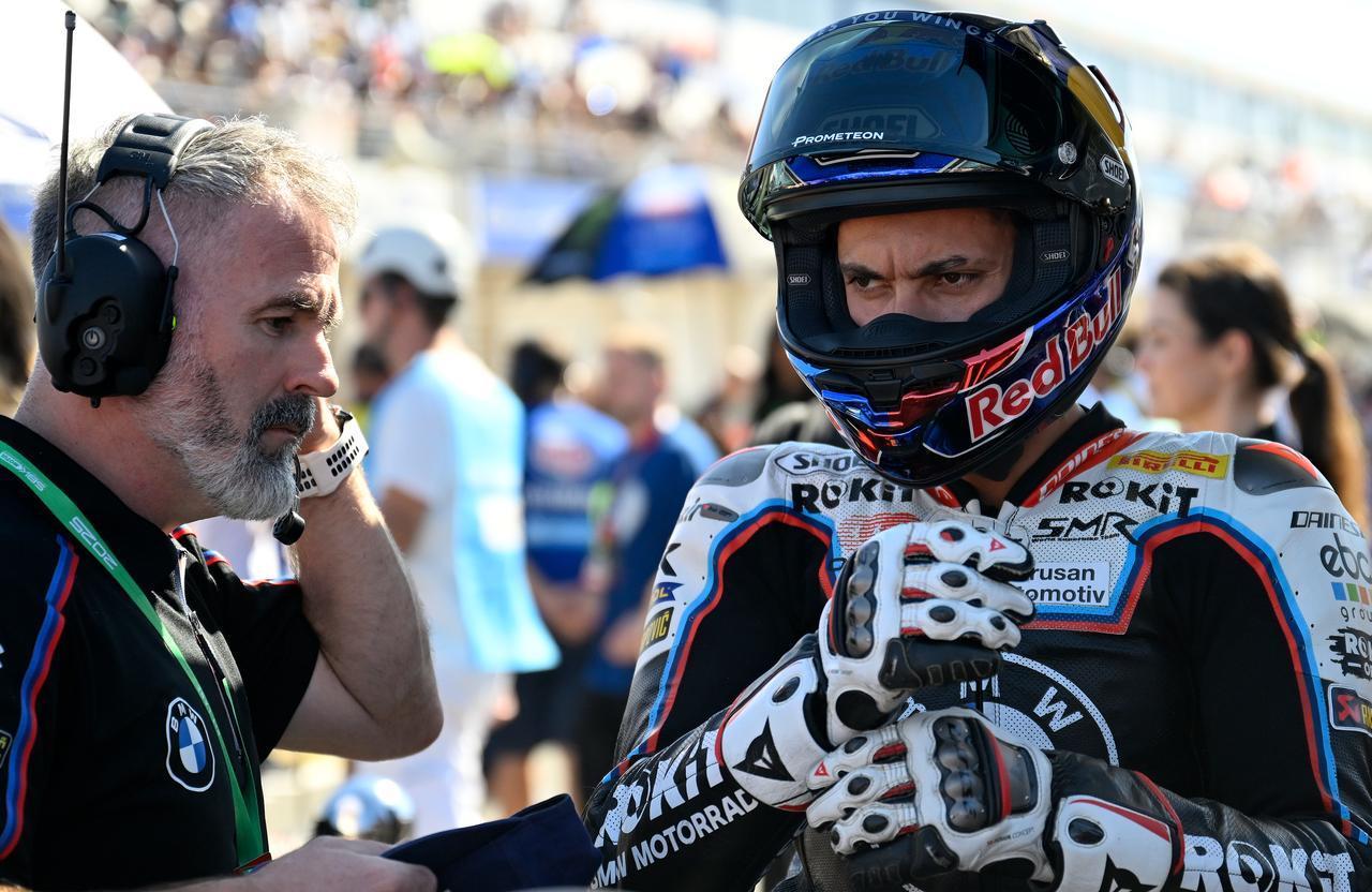 Toprak Razgatlioglu (R) of Rokit BMW Motorrad and Phil Marron, the team’s crew chief (L) are seen ahead of the final round of 2025 Superbike World Championship, in Jerez de la Frontera, Spain, Oct. 18, 2025. (AA Photo)