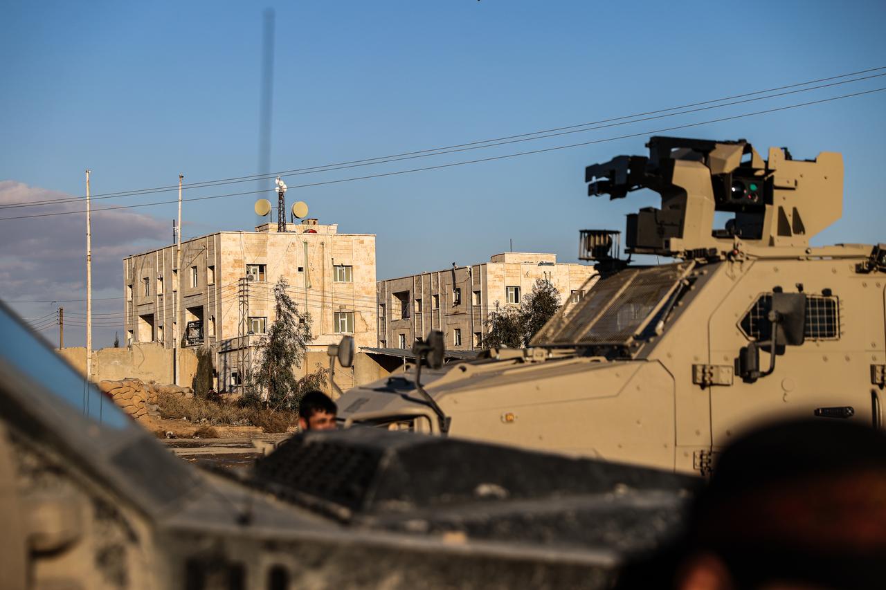 Clashes continue between the Syrian army and YPG, operating under the name SDF, who refuse to hand over Aktan Prison, in Syria’s Raqqa province on January 19, 2026. (AA Photo)