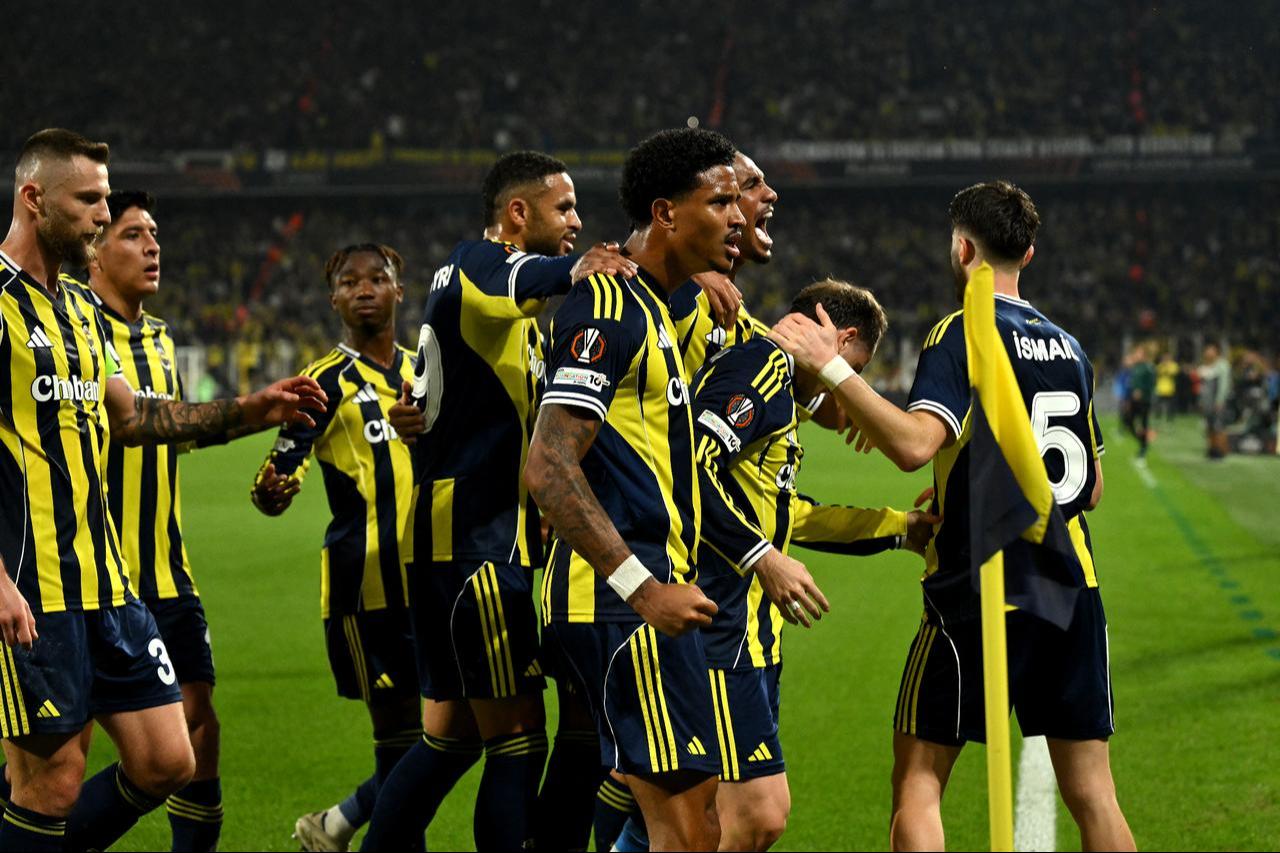 Fenerbahces Turkish forward #09 Kerem Akturkoglu celebrates with teammates after scoring his teams fist goal during UEFA Europa League 1st round day 3 football match between Fenerbahce and Stuttgart, in Istanbul, Oct. 23, 2025. (AFP Photo)