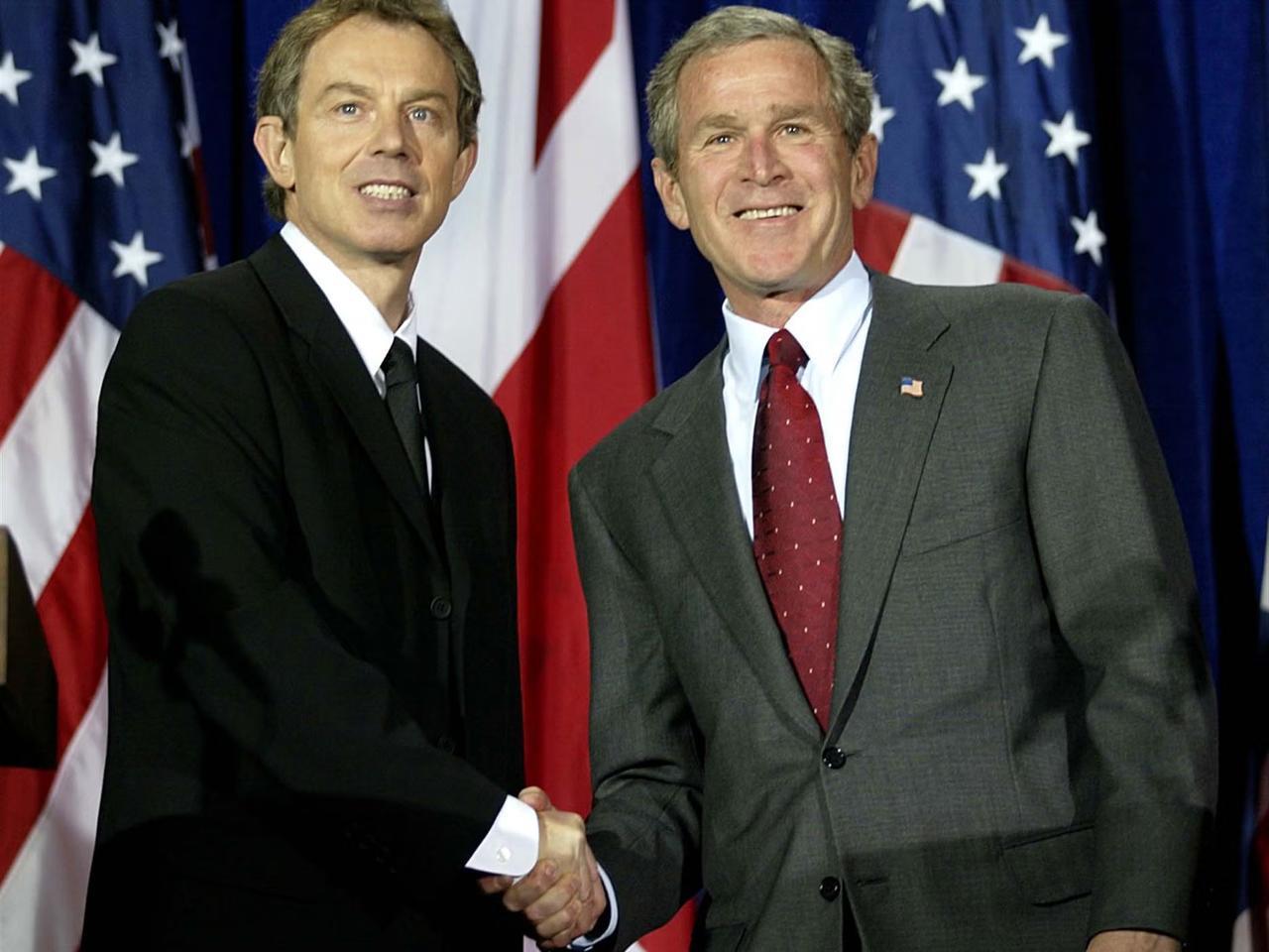 Tony Blair visiting President George W. Bush in Crawford, Texas (AFP Photos)