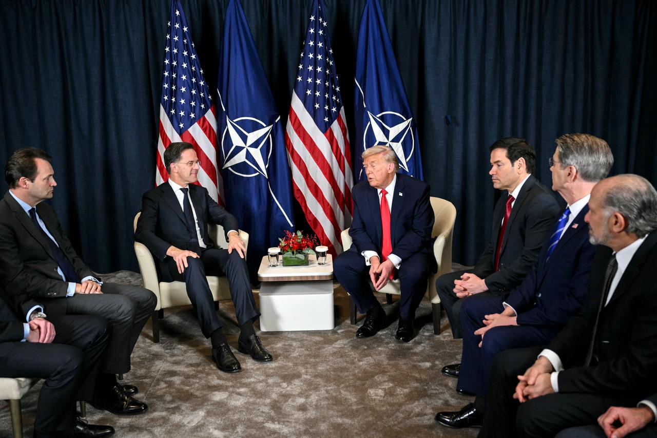 US President Donald Trump (C-R) speaks with NATO’s Secretary-General Mark Rutte (C-L) next to US Secretary of State Marco Rubio (3R), US Secretary of Treasury Scott Bessent (2R) and US Secretary of Commerce Howard Lutnick during a bilateral meeting on the sidelines of the World Economic Forum (WEF) annual meeting in Davos, Switzerland on January 21, 2026. (AFP Photo)