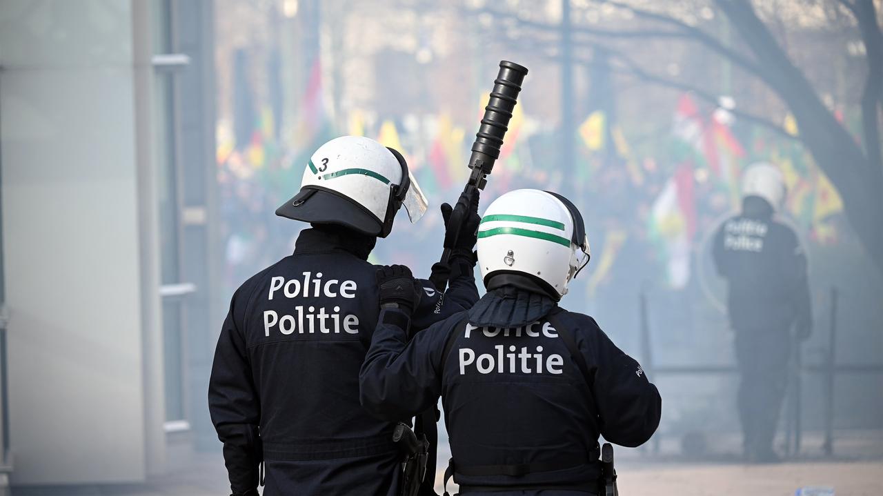 Police takes security measures as supporters of YPG, operating under the name SDF, gather in front of European Parliament (EP) building in Brussels, Belgium, Jan. 21, 2026. (AA Photo)