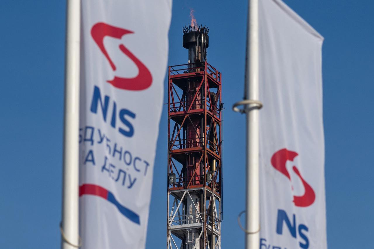 This photograph shows part of the Petroleum Industry of Serbia (NIS), Serbia’s only oil refinery, in Pancevo, Serbia on Dec. 10, 2025. (AFP Photo)