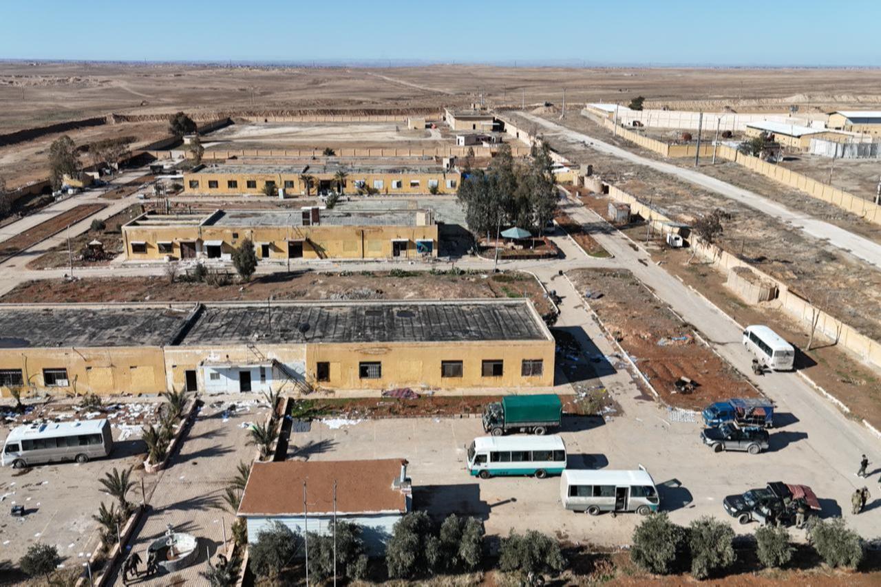 An aerial view shows a prison in the town of Al-Shaddadah, where YPG, operating under the name SDF, reportedly released members of the Daesh terrorist organization a day earlier in Al-Hasakah, northeastern Syria, on Jan. 20, 2026. (AA Photo)