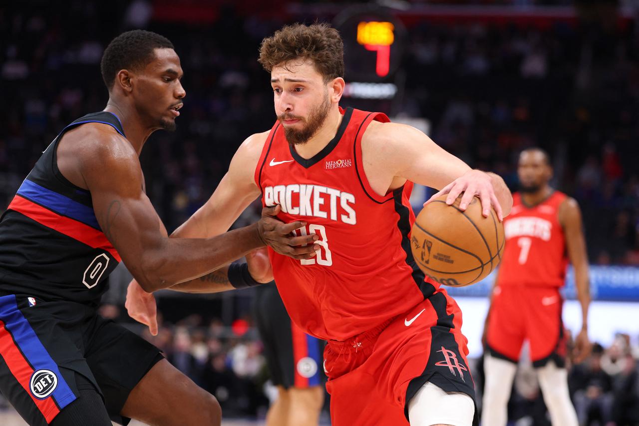Durant leads Rockets past Pistons as Sengun shines in road win