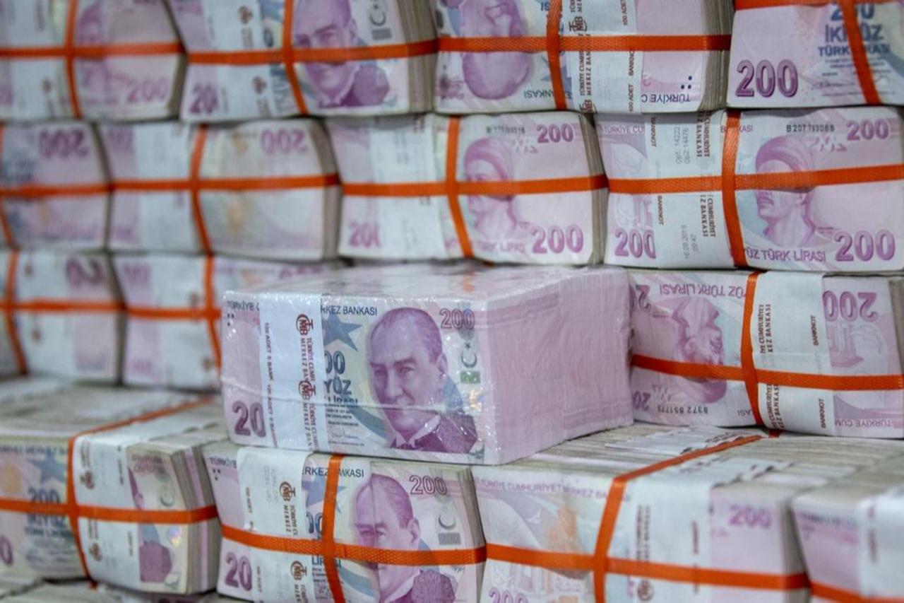 Türkiye ends FX-protected deposits, tightens reserve requirements on short-term FX loans