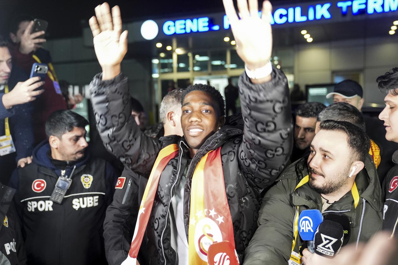 Galatasaray welcomes Colombian winger Yaser Asprilla to Istanbul in potential €23M deal