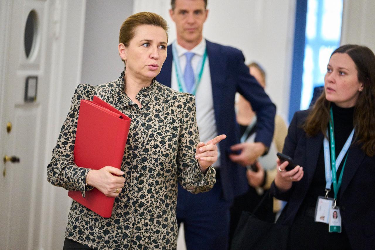 Danish Prime Minister Mette Frederiksen (L) is pictured after a meeting in the Foreign Policy Committee at Christiansborg in Copenhagen, Denmark, on Jan. 20, 2026. (AFP Photo)