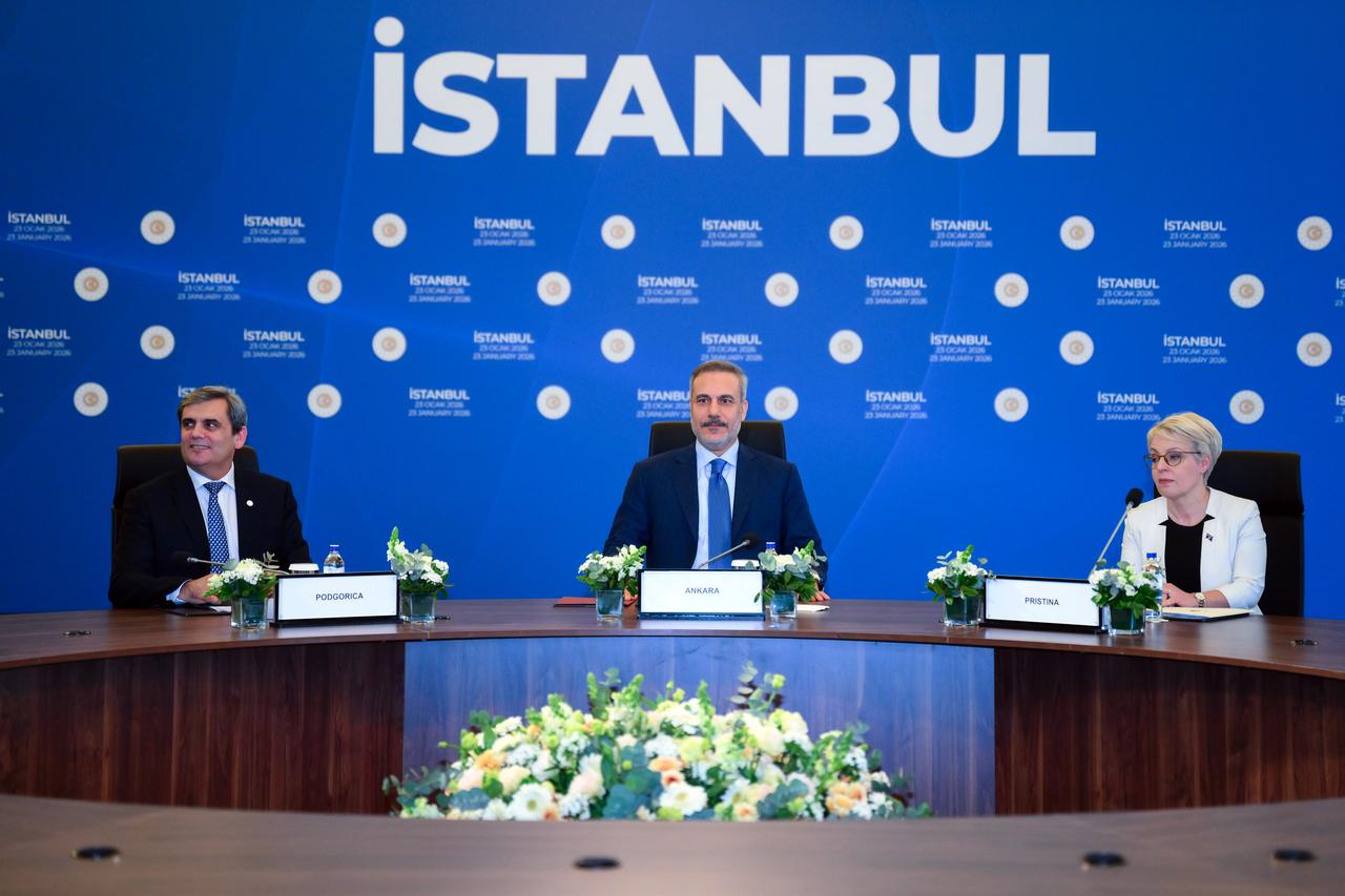 Turkish Foreign Minister Hakan Fidan (C), Kosovo Deputy Prime Minister and Minister of Foreign Affairs and Diaspora Donika Gervalla-Schwarz (R) and Montenegrin Deputy Prime Minister and Foreign Minister Ervin Ibrahimovic (L) attend the Balkans Peace Platform Second Foreign Ministers' Meeting in Istanbul, Türkiye on Jan. 23, 2026. (AA Photo)