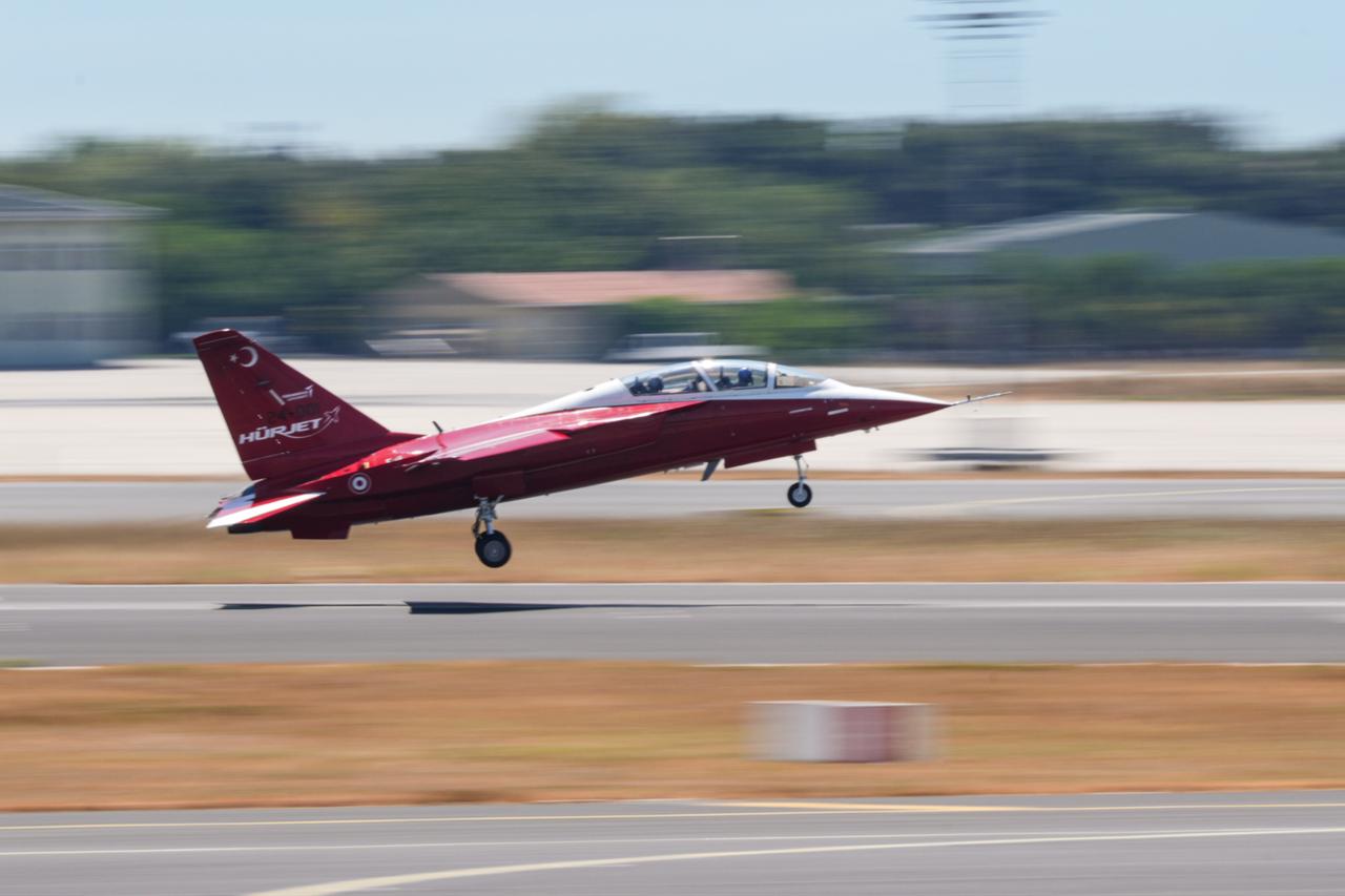 TAI targets monthly production of 3 Hurjet aircraft as Türkiye ramps up defense programs