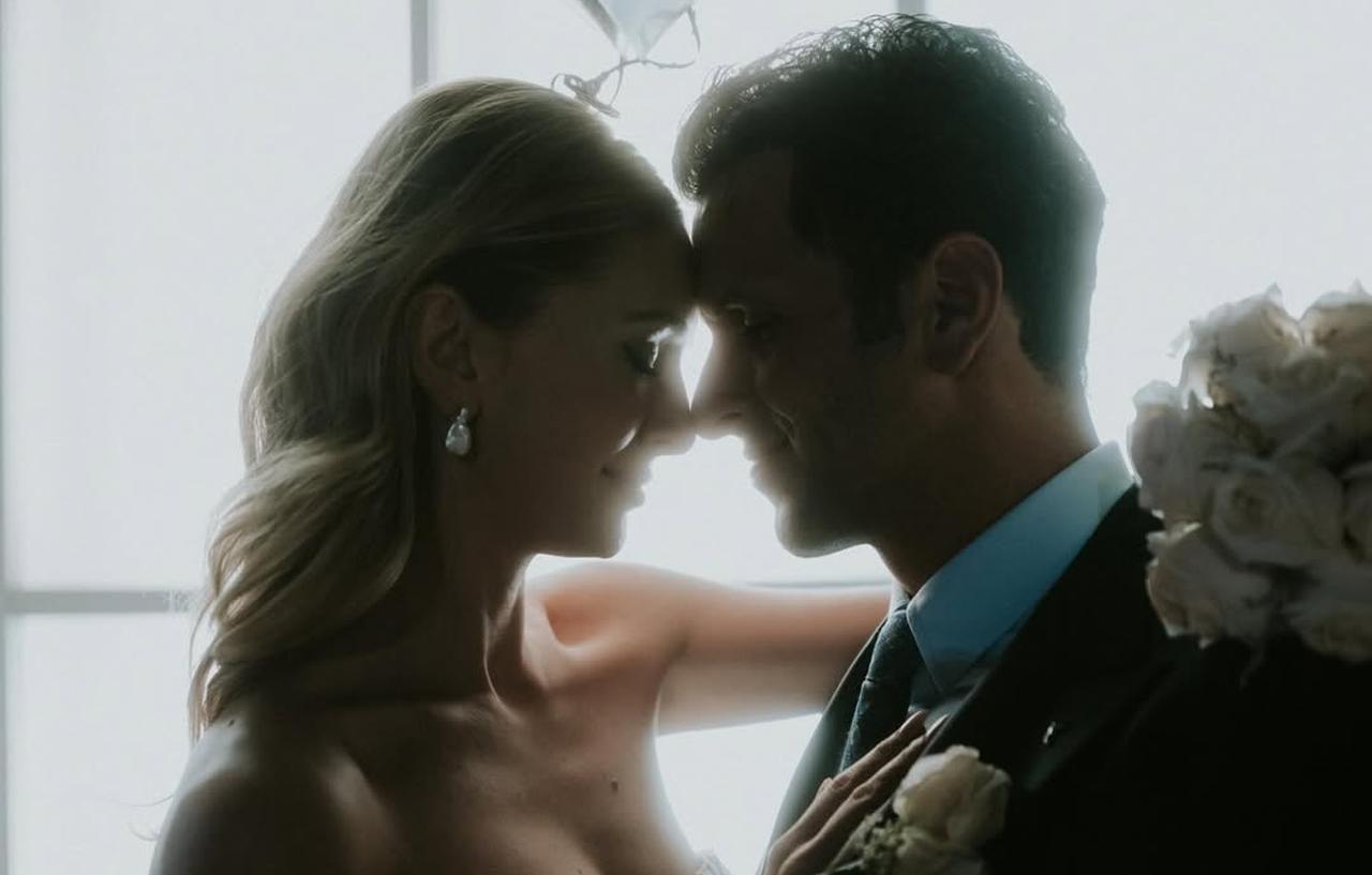 Yasemin Kay Allen and Erdal Kaya share an intimate moment during their private wedding ceremony in Las Vegas, US. (Photo via Instagram/@yaseminkayallen)