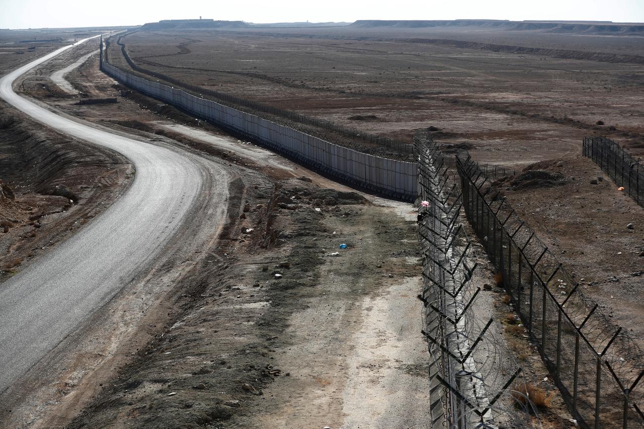 Armed men cross from northern Iraq into Syria’s Hasakah: Report