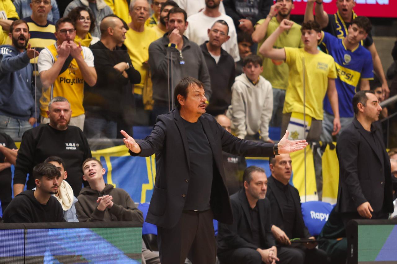 EuroLeague hands down $14.3K fine after fans target Ergin Ataman in Tel Aviv