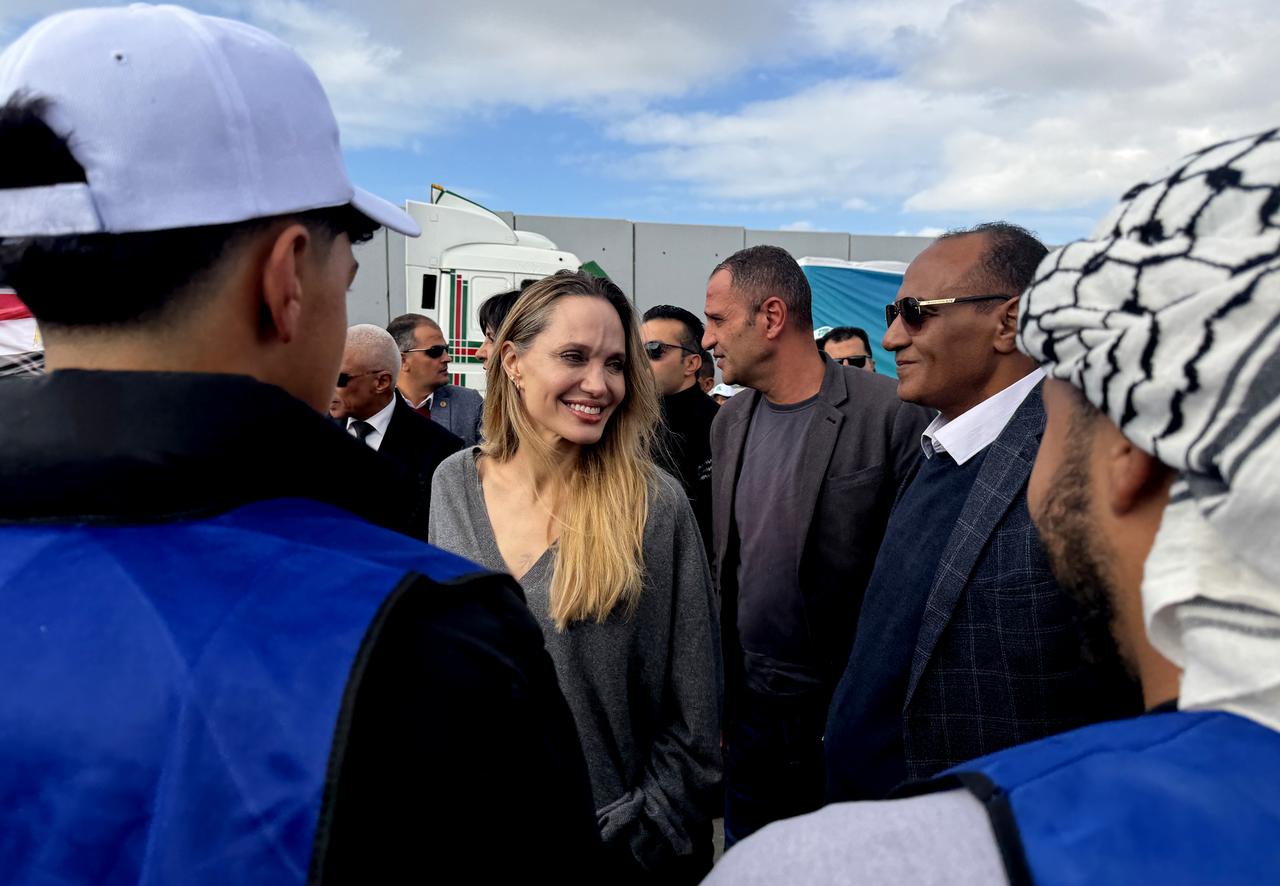 World-renowned American actress Angelina Jolie visits the Rafah Border Crossing between the Gaza Strip and Egypt on the Egypt side, Jan. 2, 2026. (AA Photo)