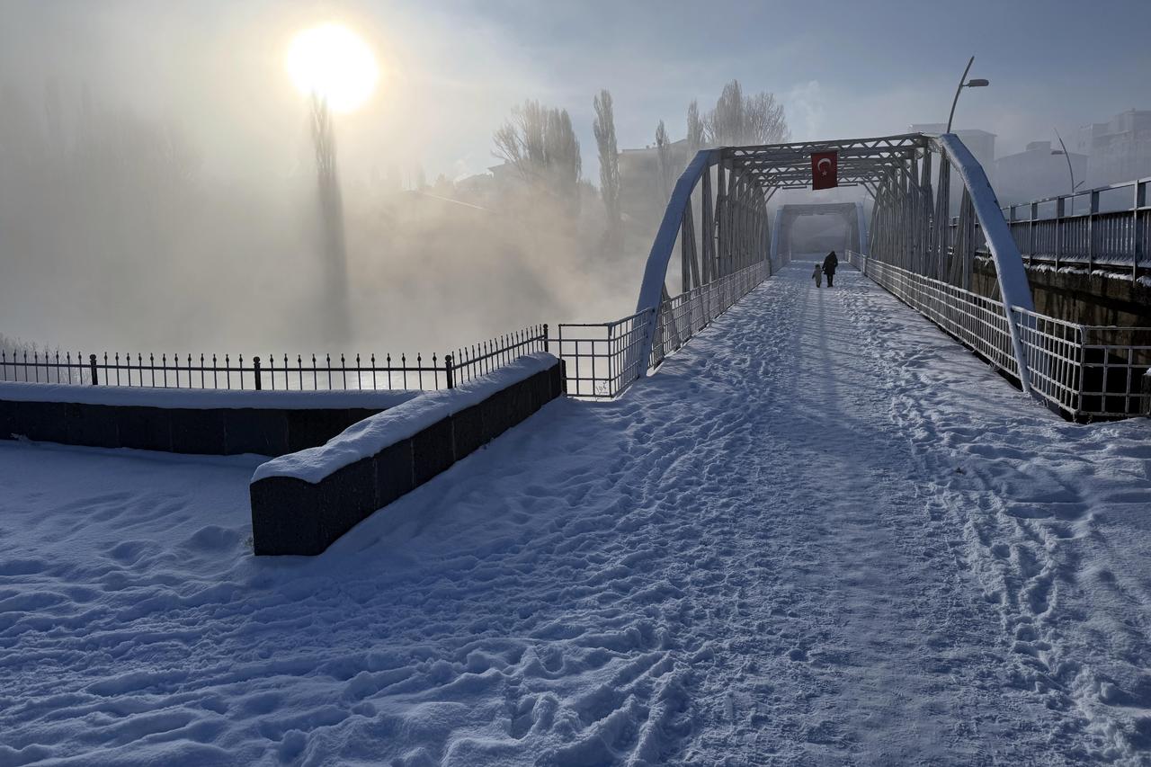 Ardahan's Gole district records Türkiye's coldest temperature at minus 39.7 degrees Celsius