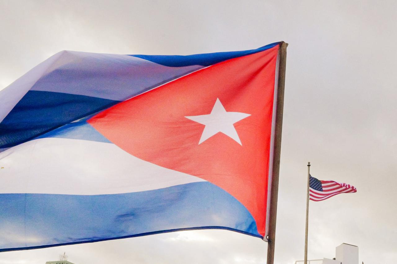 Cuba accuses Trump of economic 'suffocation' through threatened oil tariffs Image