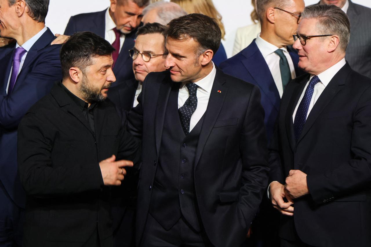 France, Britain and Ukraine sign declaration on post-ceasefire force deployment