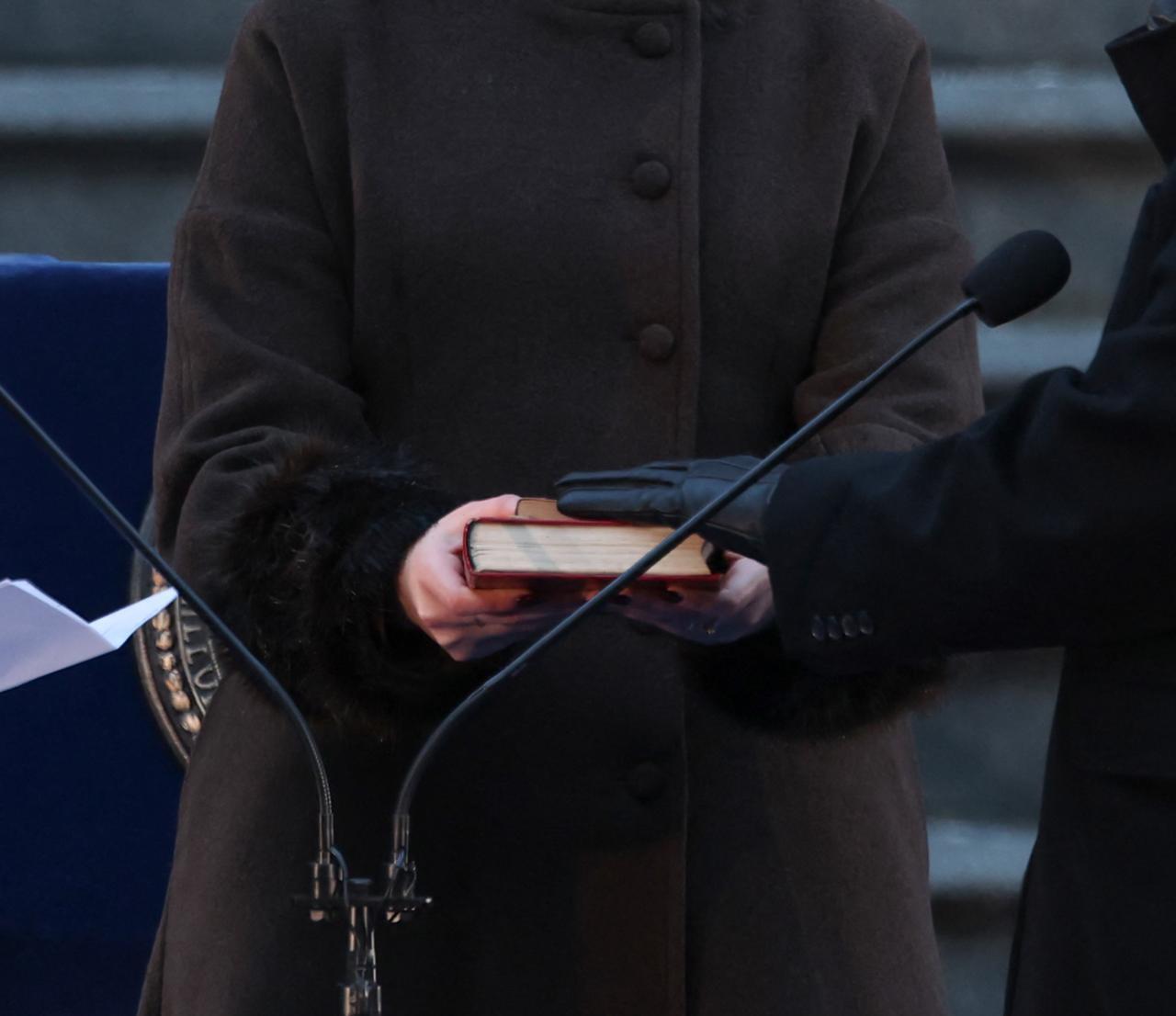 US Senator Bernie Sanders swears in New York mayor Zohran Mamdani as his wife Rama Duwaji holds the Koran during his public inauguration ceremony followed by a block party at City Hall in New York on January 1, 2026. ( AFP Photo )