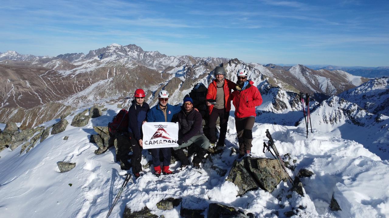 CAMADAN Mountaineering and Winter Sports Specialized Club President Metin Colak (second from left) and club member Hakan Demirci (left) spoke to the press. Trabzon, Türkiye, January 8, 2025. (AA Photo/ Camadan.club)