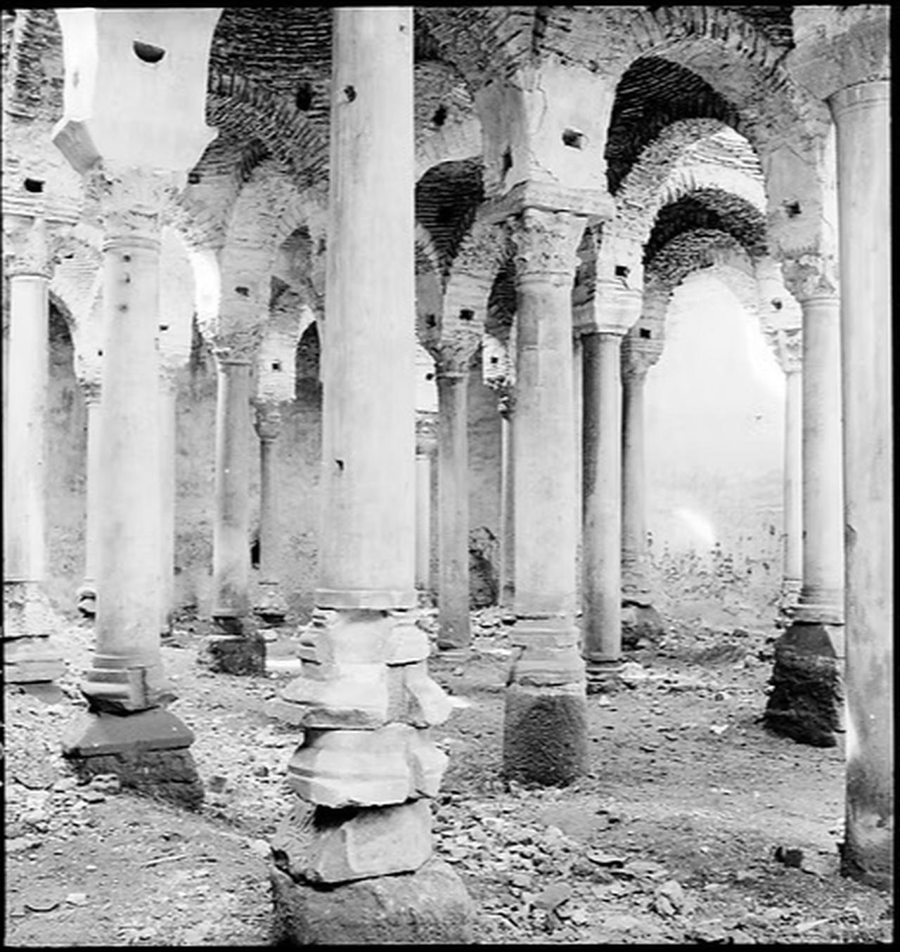 Ipek Bodrum Cistern was located near the northeastern side of the Cistern of Aetius, Istanbul, Türkiye, photographed in 1936. (Photo from the Nicholas V. Artamonoff Collection)