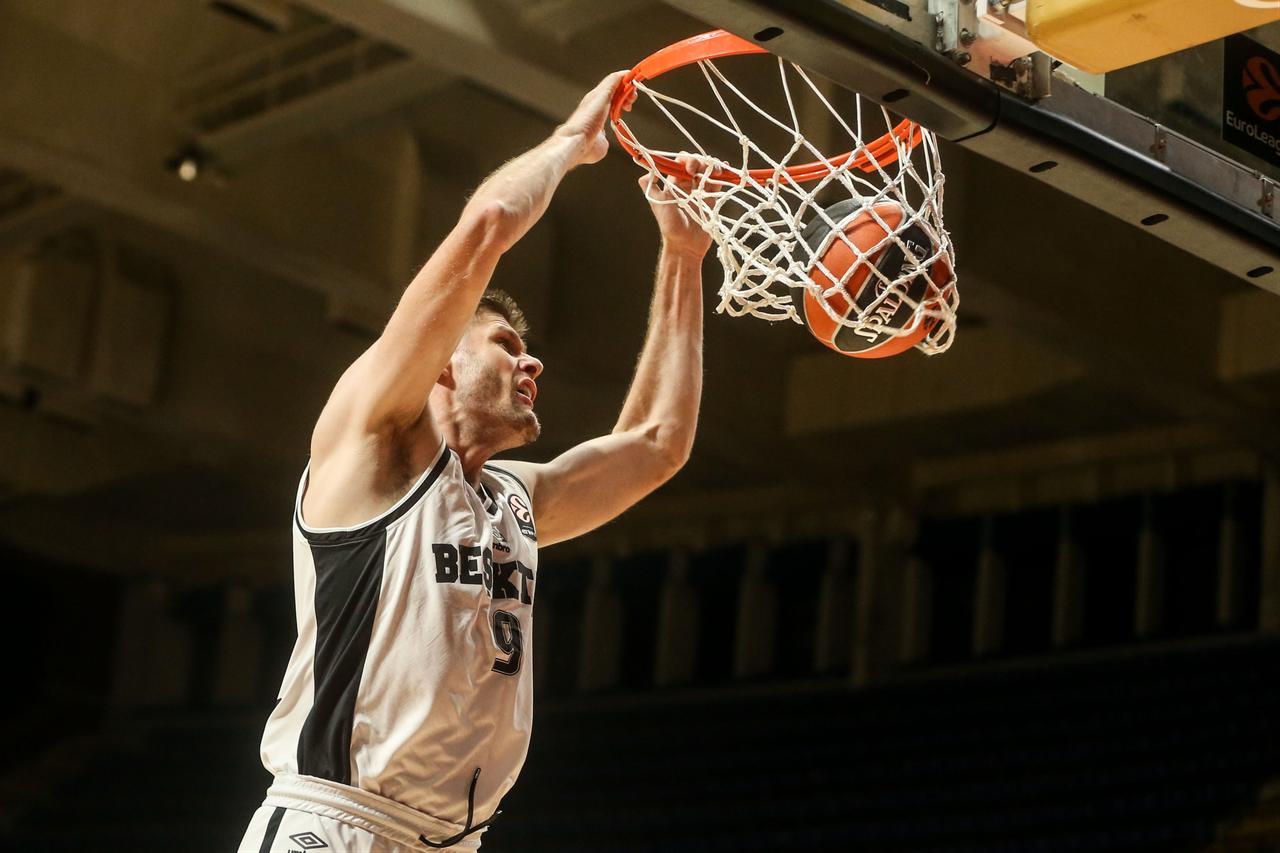 Conor Morgan of Besiktas in action during the 2026/2027 EuroLeague Round 2 match between Maccabi Tel Aviv and Besiktas at Aleksandar Nikolic Hall in Belgrade, Serbia, on September 30, 2026. (AA Photo)