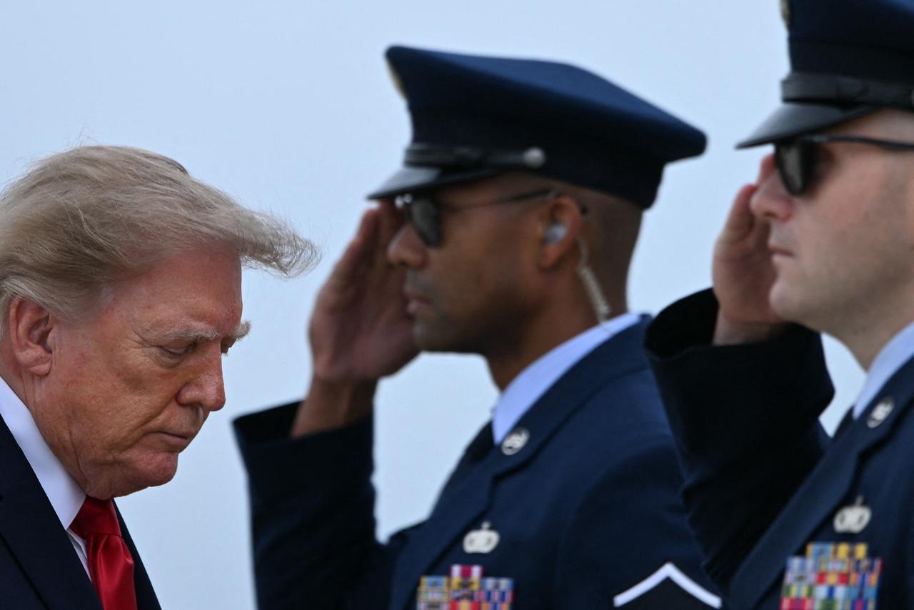 US President Donald Trump boards Air Force One at Joint Base Andrews, Maryland on September 21, 2026. (AFP Photo)