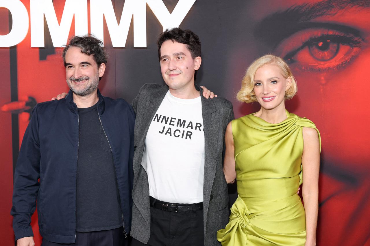 'Other Mommy’ leads box office at $28M as Sorkin film lags 