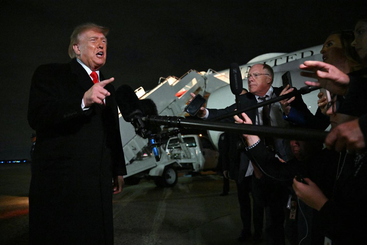 US President Donald Trump speaks with reporters upon his arrival to Joint Base Andrews, Maryland on October 10, 2026. (AFP Photo)