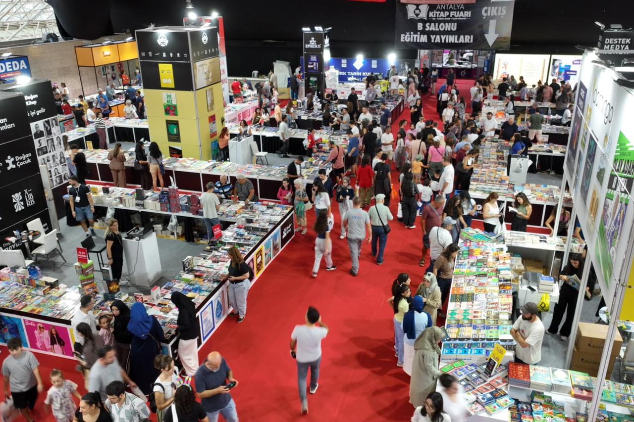 Antalya Book Fair breaks attendance record with over 1.17M visitors