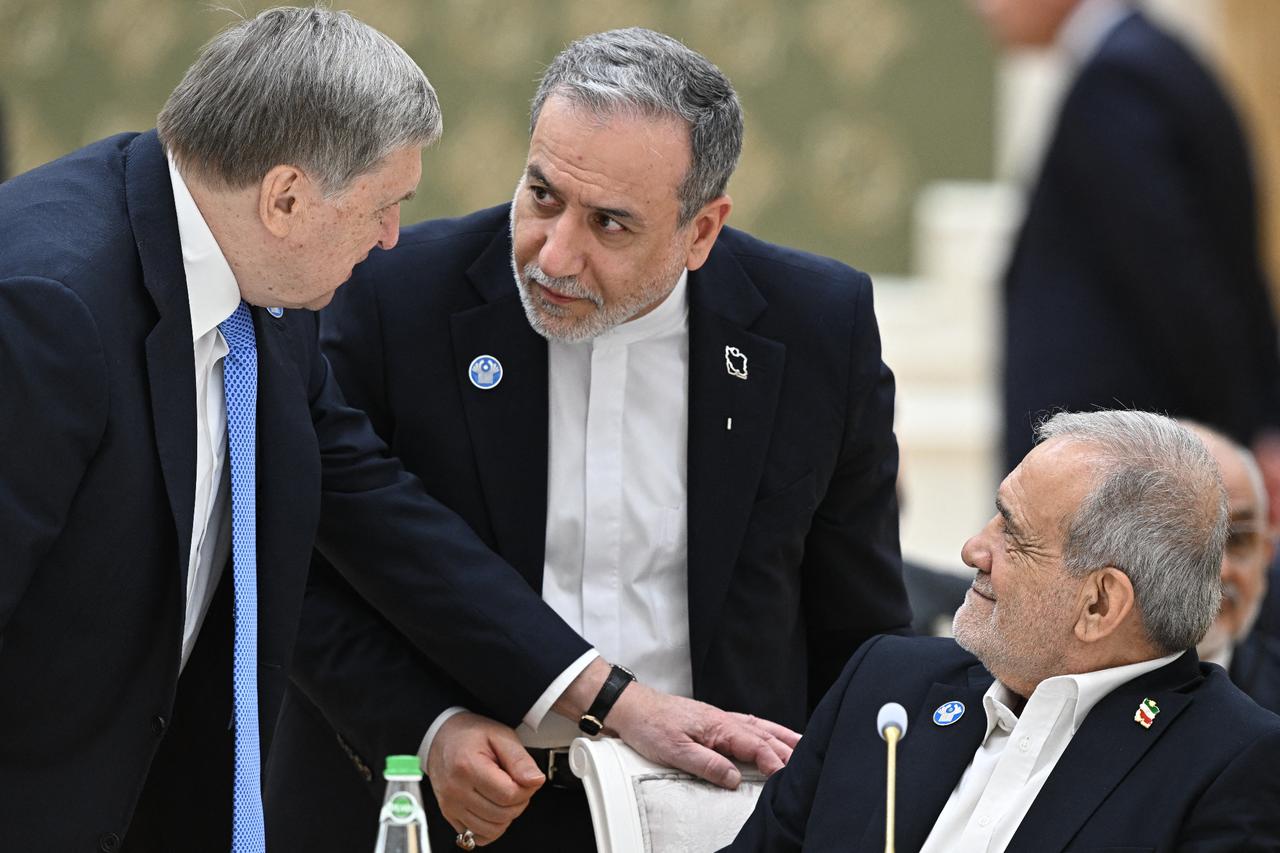 Iran offers to broker Saudi-Houthi dialogue as airport attacks kill 20 in a week