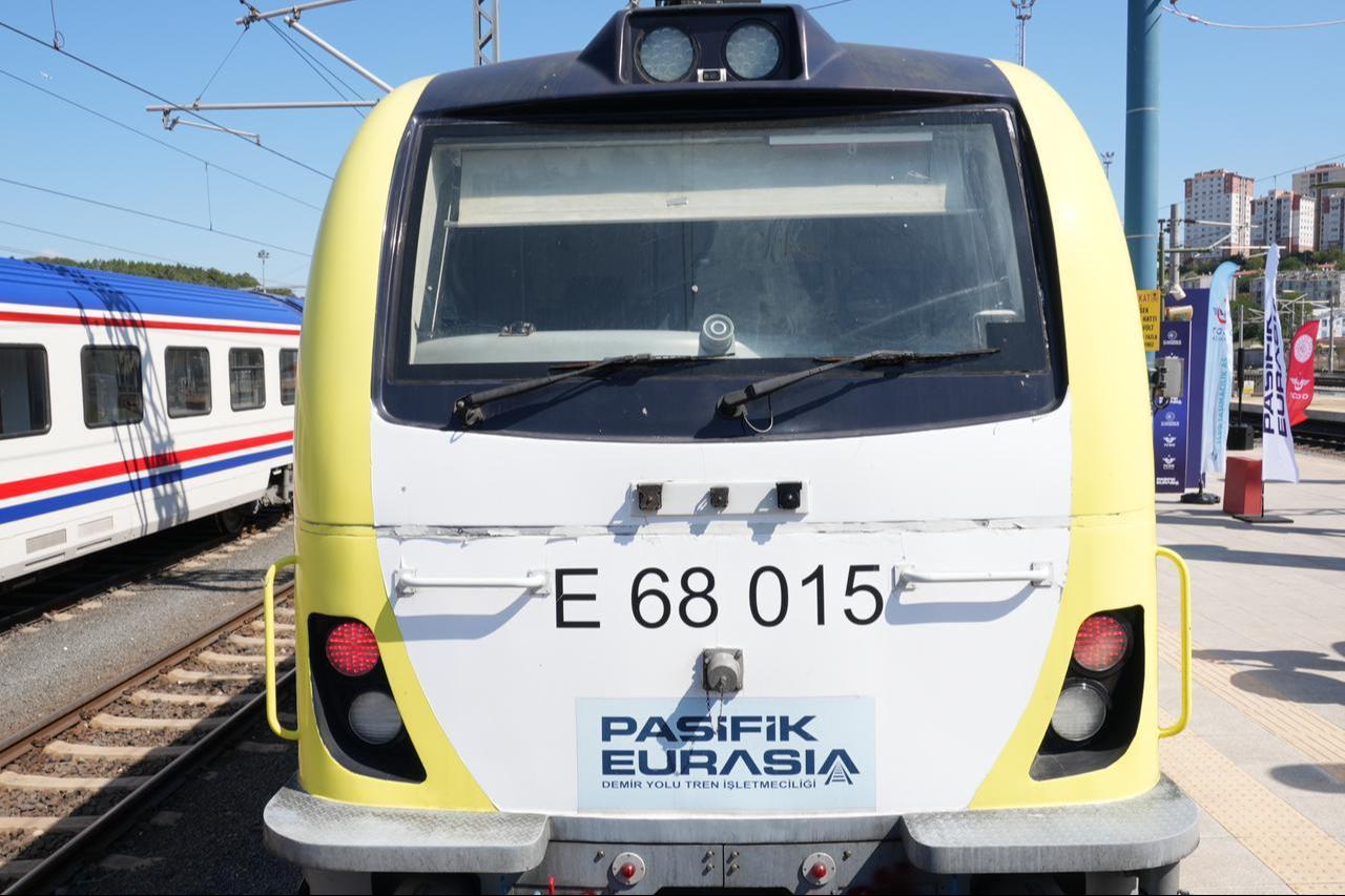 A locomotive operated by Pasifik Eurasia is seen at a railway terminal in Istanbul, Türkiye. (Photo via pasifik.com)