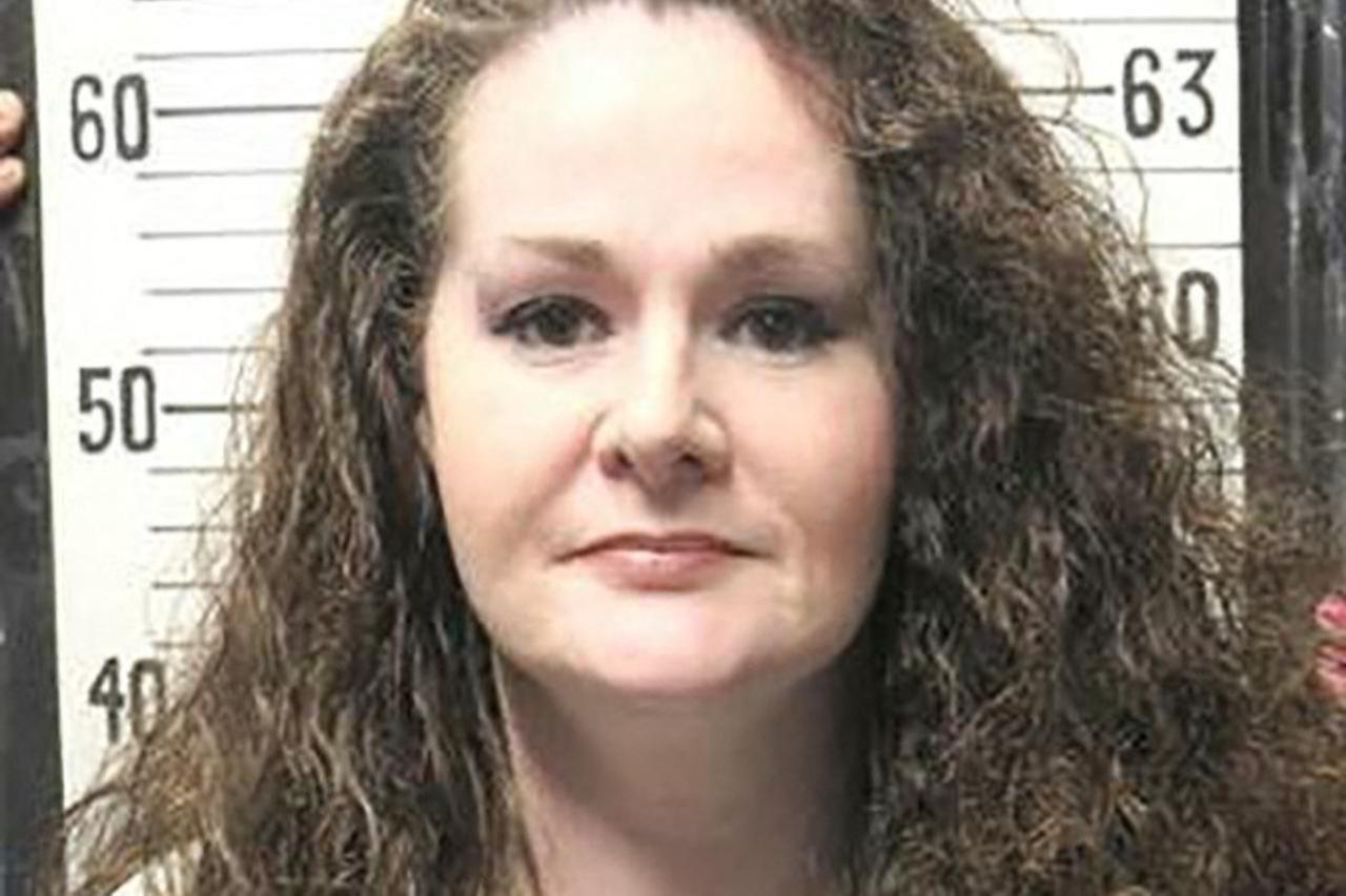 Dispatchers suspected prank call as Christa Pike survived Tennessee execution: Report Image