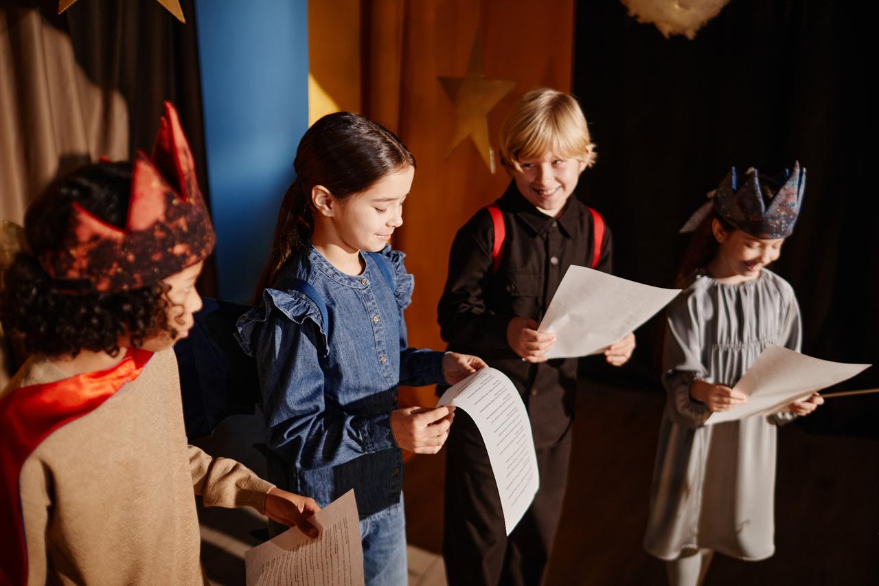 Theater casting kids as superheroes to tour all 81 Turkish provinces