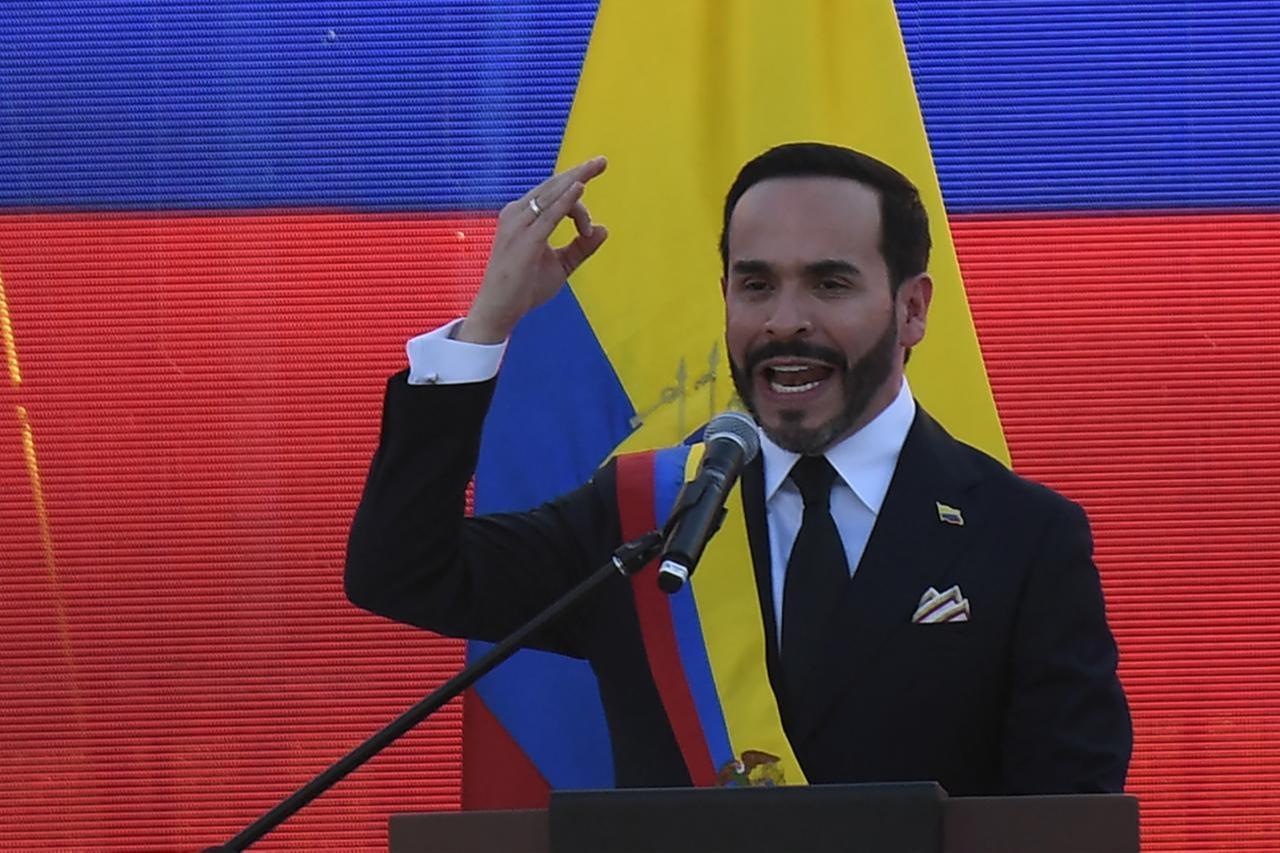 Colombia's new President Abelardo de la Espriella delivers a speech at the Pichincha Battalion after swearing in, in Cali, Colombia, Aug. 7, 2026. (AFP Photo)