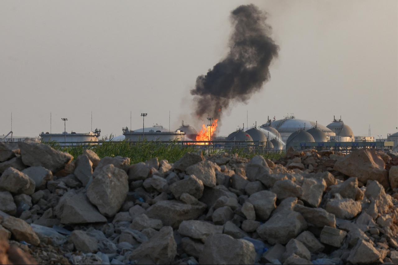 Flames burn at a facility belonging to Saudi oil giant Aramco south of Riyadh on October 3, 2026. (AFP Photo)
