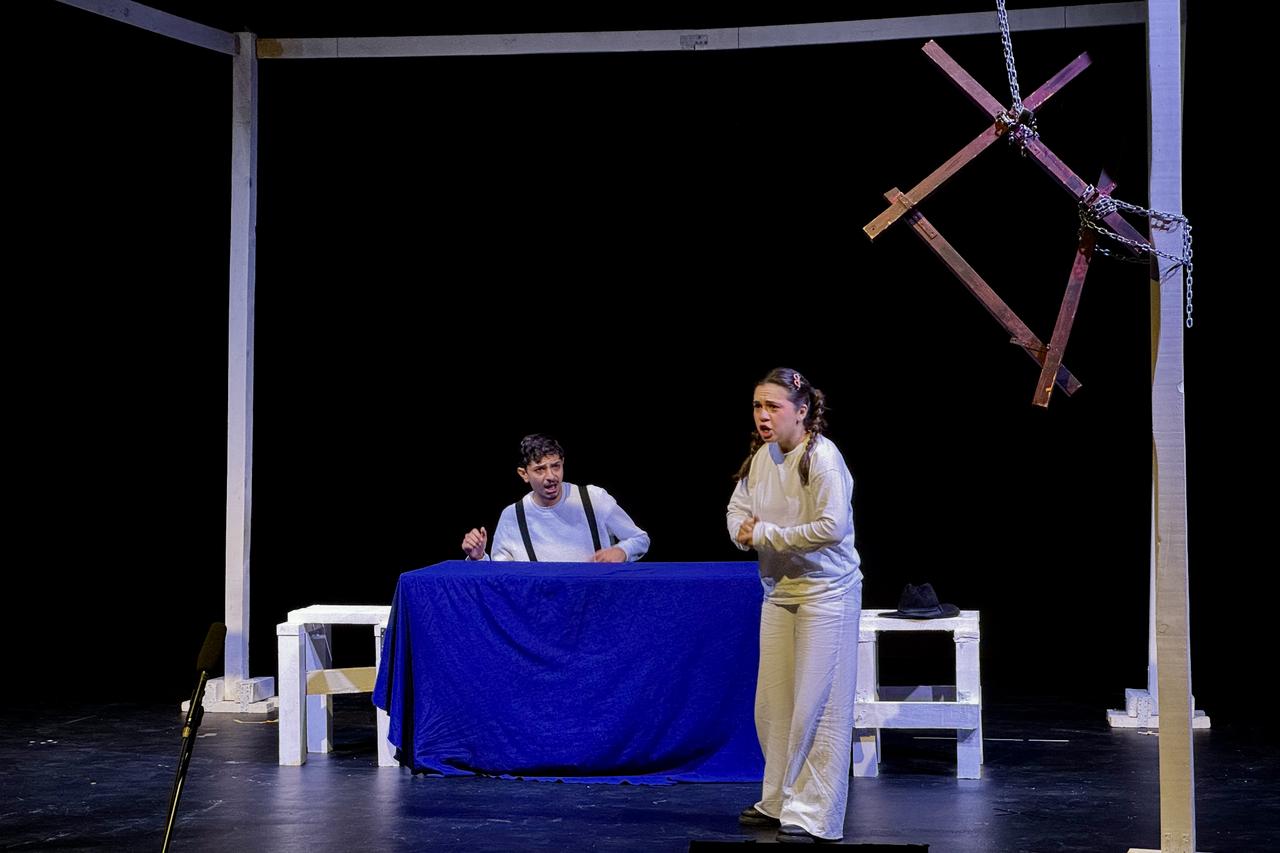 Türkiye's young actors face off in Antalya for national theater title
