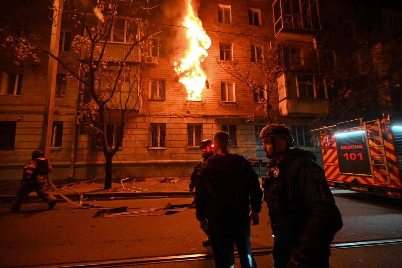 Ukraine accuses US of helping Russia as missiles hit Kyiv