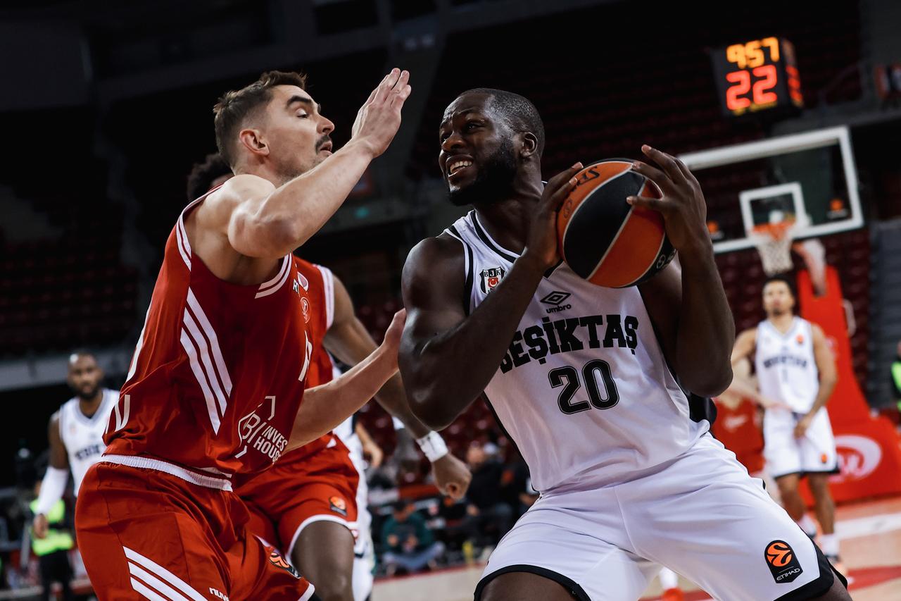 Besiktas, Anadolu Efes suffer defeats in EuroLeague Round 5