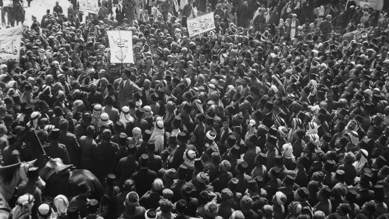 Century of Jerusalem life captured in newly accessible photo archive