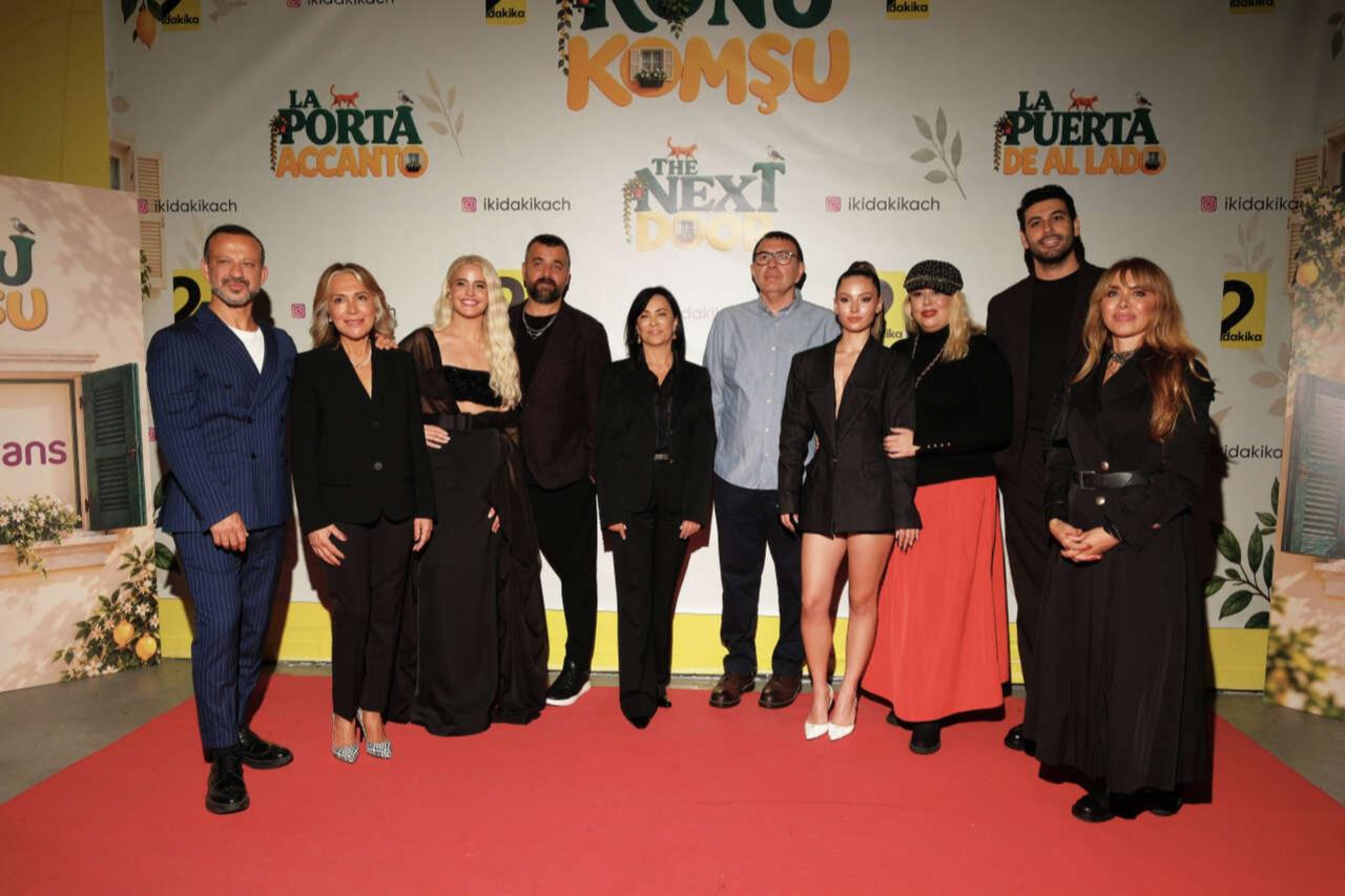 Flood hits Istanbul gala of Turkish vertical drama 'Konu Komsu'