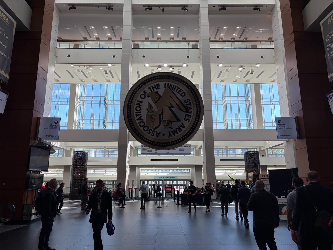 Attendees walk through the main lobby during the Association of the United States Army (AUSA) Annual Meeting and Exposition at the Walter E. Washington Convention Center in Washington, D.C., Oct. 14, 2026. (Photo by Enes Berna Kilic/ Türkiye Today)