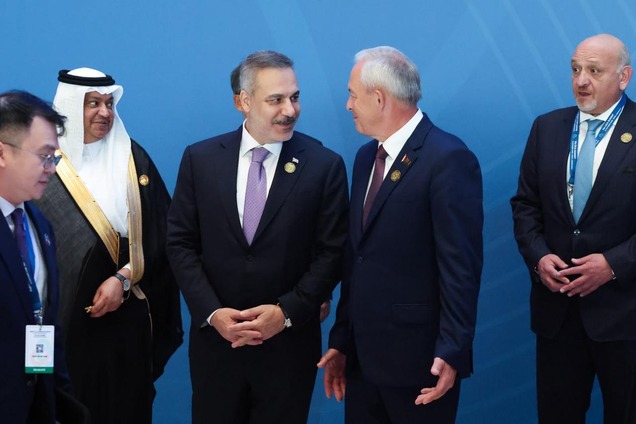 Türkiye, over 10 countries walk out as Israel's Herzog addresses CICA summit in Baku
