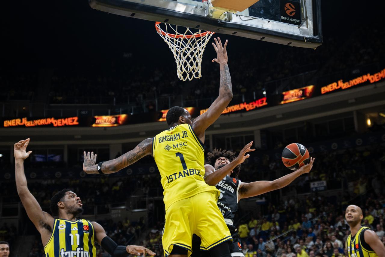 Basketball: Fenerbahce sets EuroLeague blocks record in 74-65 Partizan win