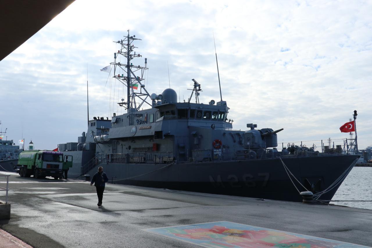 Minehunter ship TCG Ayvalik (M-267) at Burgas Port on the southern Black Sea coast as part of the 8th activation of the Black Sea Mine Countermeasures (MCM BLACK SEA) Task Force in Burgas, Bulgaria, Jan. 12, 2026. (AA Photo)