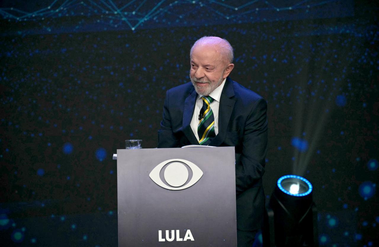 Brazil's President and presidential candidate Luiz Inacio Lula da Silva attends a debate ahead of the presidential election runoff in Sao Paulo, Brazil, on Oct. 18, 2026. (AFP Photo)