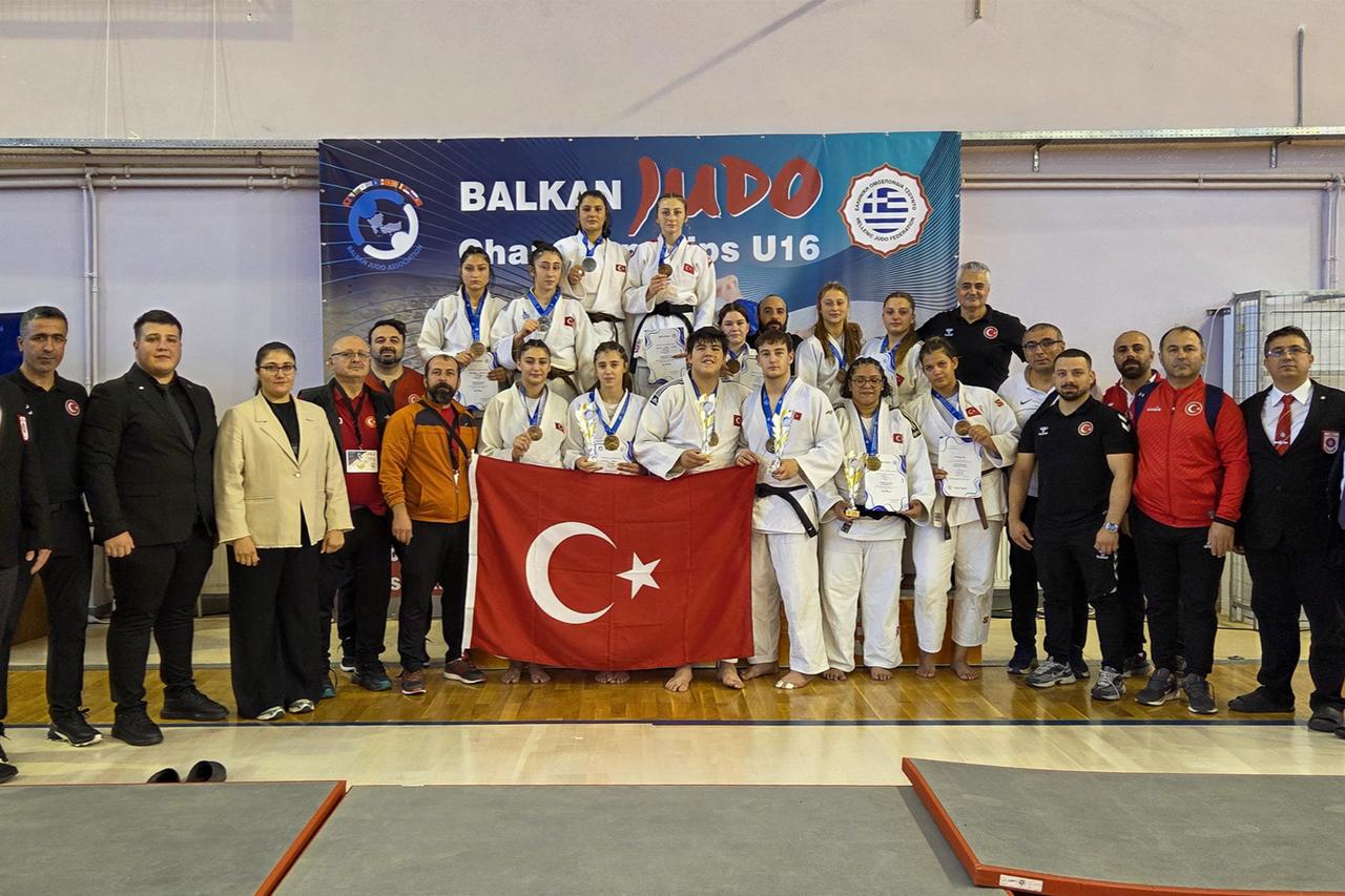 Türkiye crowned Balkan judo champions with 27 medals in Greece