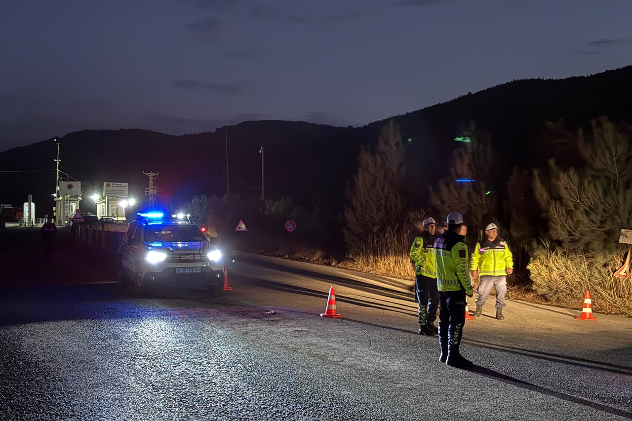 Deadly mine collapse in western Türkiye leaves 5 workers dead, 2 injured
