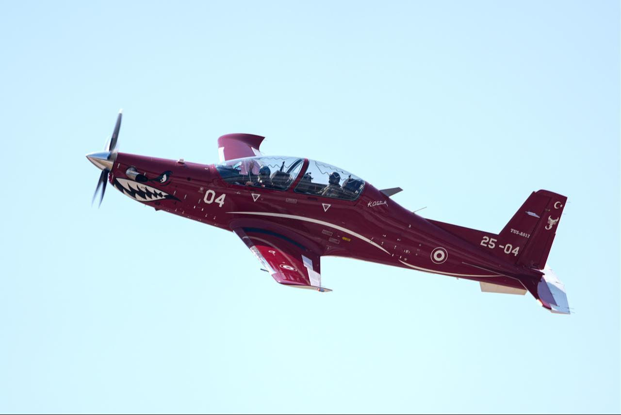 TAI's Hurkus performs a demonstration flight during the “Youth and Aviation Festival”, organized to mark the 115th anniversary of the Turkish Air Force in the Cigli district of Izmir, Türkiye, June 06, 2026. (AA Photo)